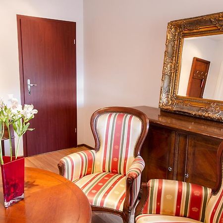 Luna Hotel Marijampolė Екстериор снимка