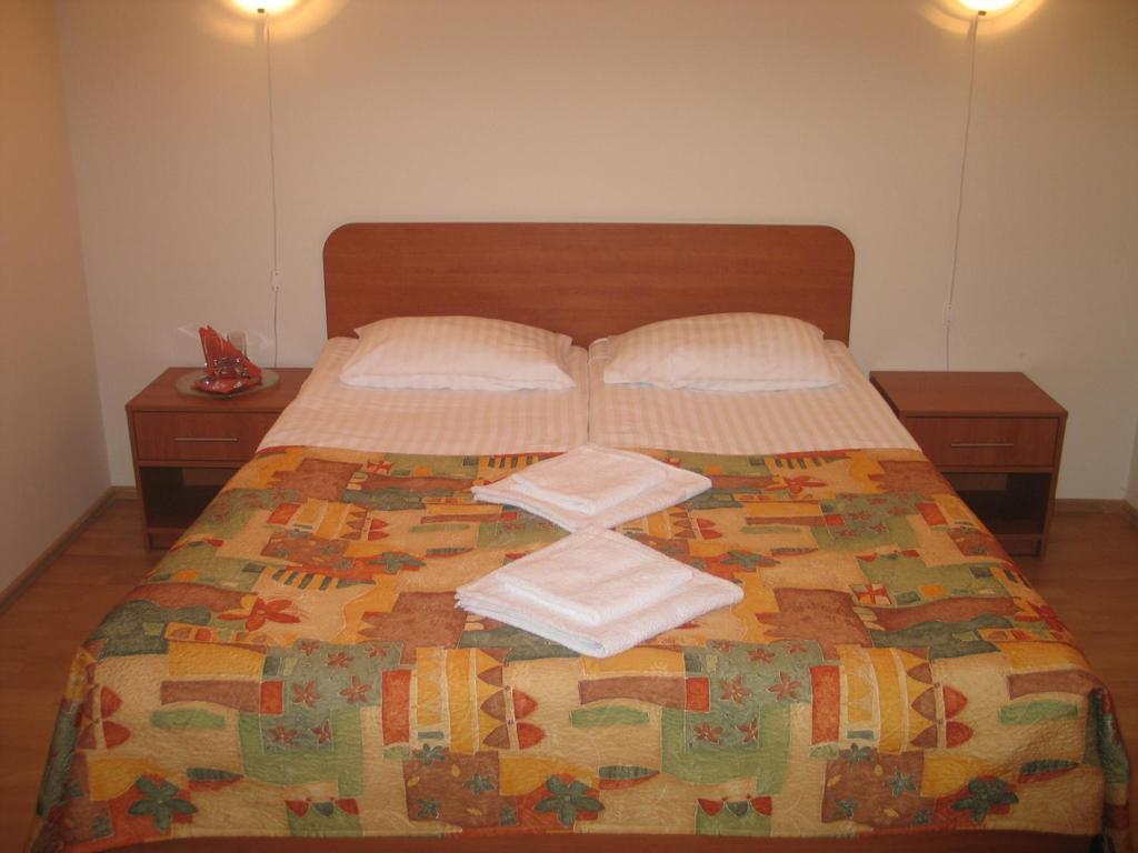 Luna Hotel Marijampolė Стая снимка