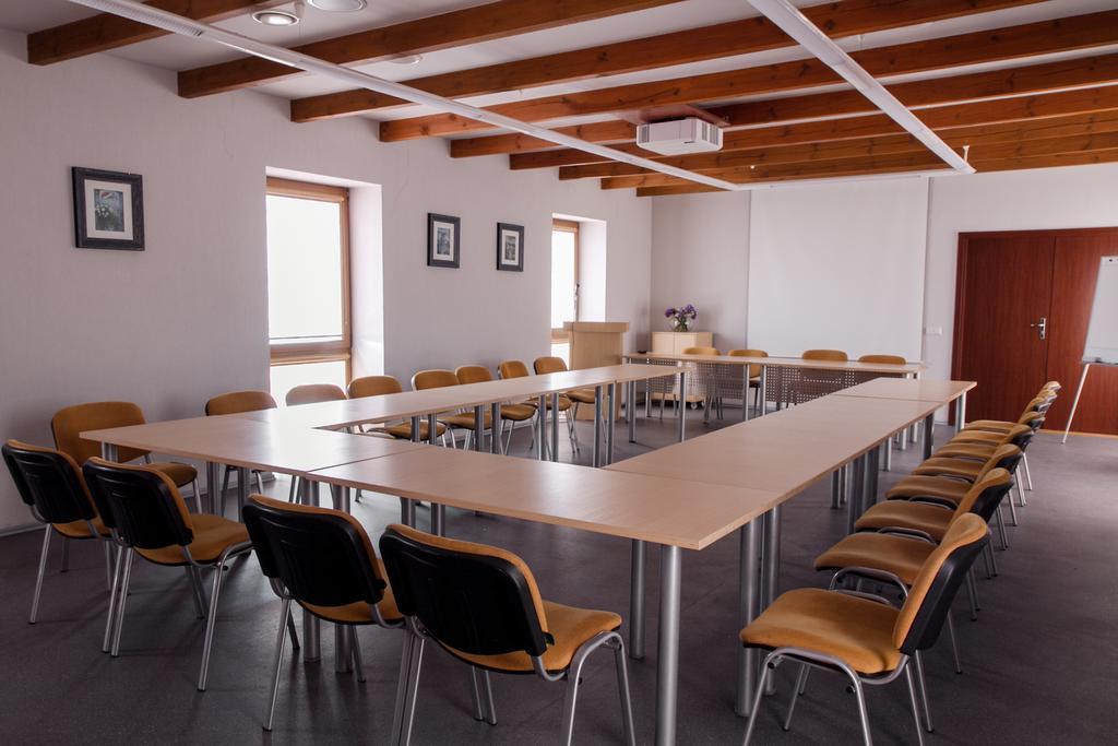 Luna Hotel Marijampolė Екстериор снимка